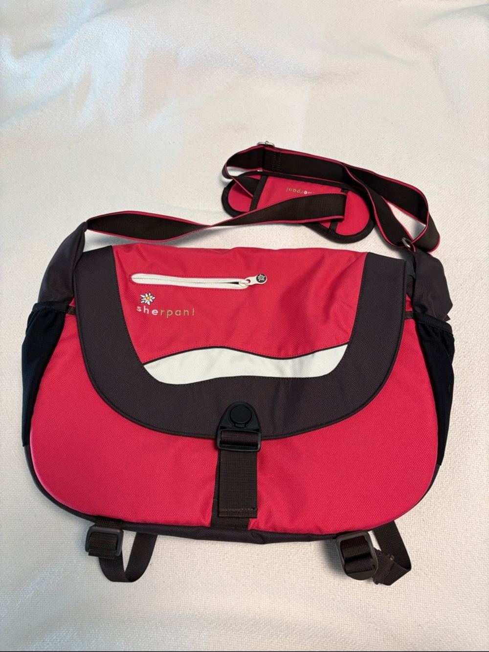 Sherpani Flora Major Pink and Black Cross-Body Messenger, Gym, or Diaper Bag